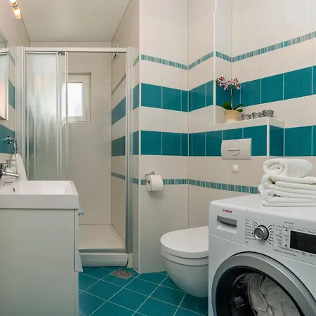 Holiday home Familienfreundliche Arya In Mit Pool Podstrana